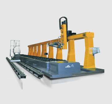 9001cc金沙以诚为本CNCG系列大管径摩擦盘数控相贯线切割机